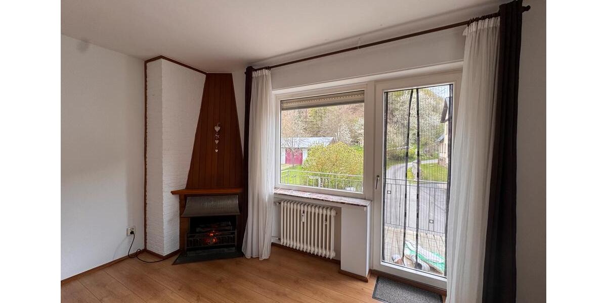 Etagenwohnung Hönningen - 2 Zimmer, 70 m&sup2;, 625&euro; | Angebot:26201570