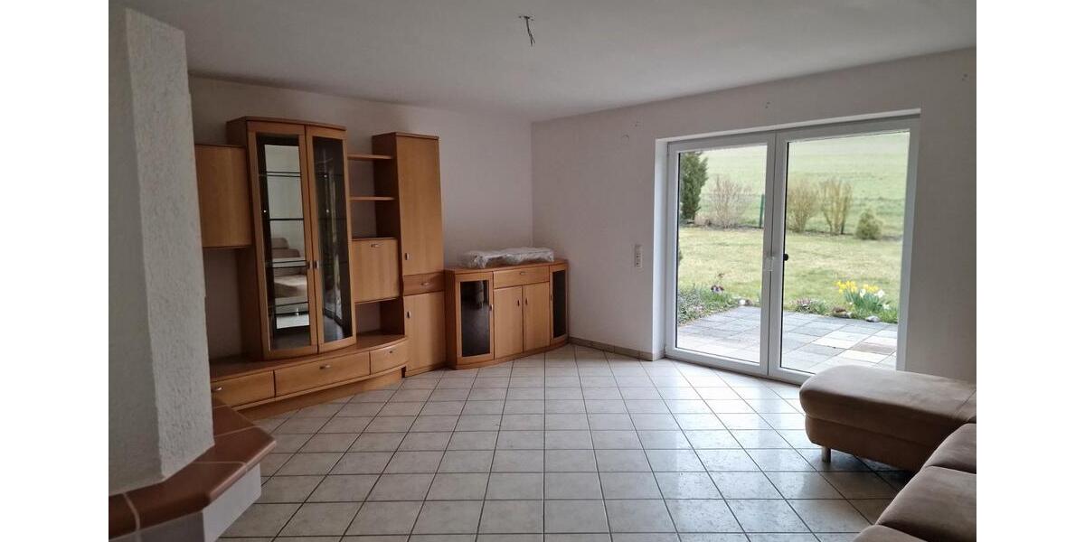 Doppelhaushälfte Wasserlosen - 2 Zimmer, 85 m&sup2;, 750&euro; | Angebot:26142215
