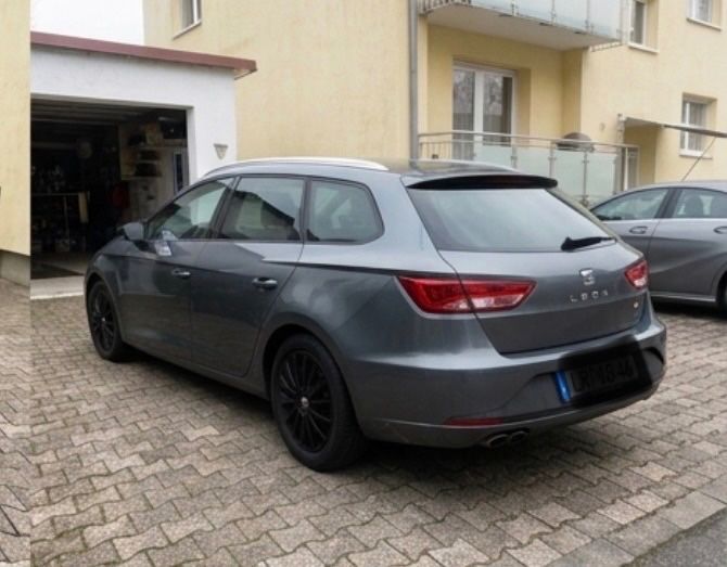 Seat Leon 83.000 km 13.000 &euro; Lahr 77933