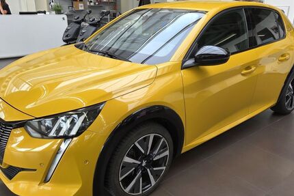 Peugeot 208 48.500 km 11.489 &euro; Heinsberg 52525