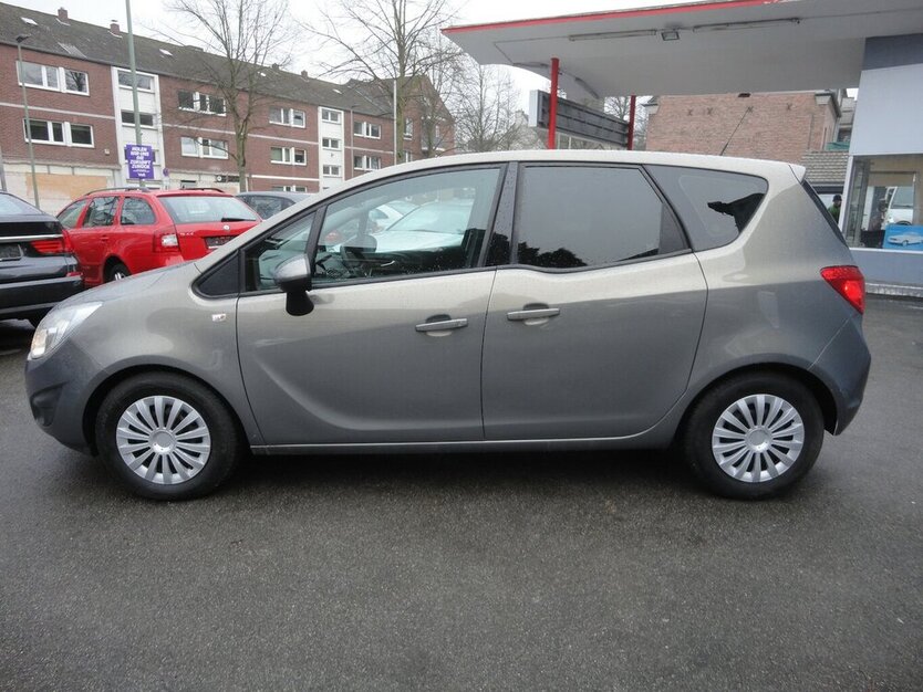 Opel Meriva Edition Autom Klima SHZ Allwetter Euro6 89.000 km 8.499 € Neuss 41462
