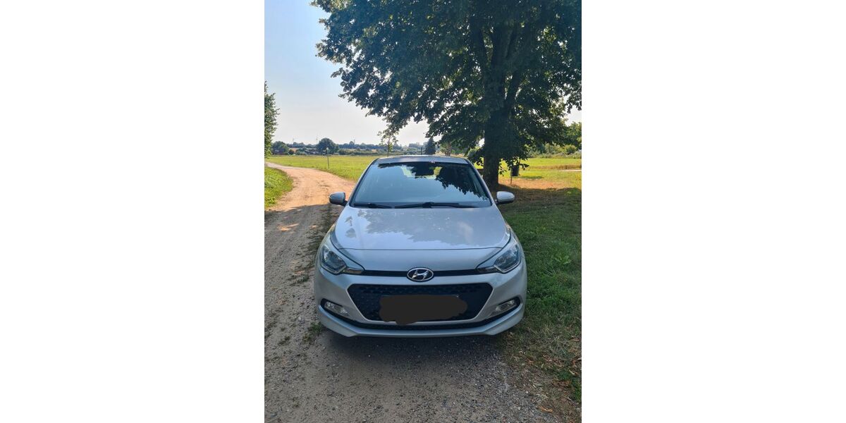 Hyundai i20 110.000 km 6.699 &euro; Gülzow 21483