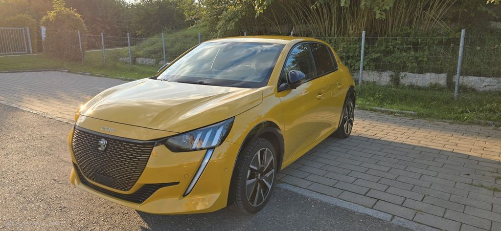 Peugeot 208 31.000 km 17.500 € Mutterstadt 67112