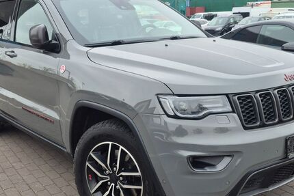 Jeep Grand Cherokee 200.000 km 16.999 &euro; Achim 28832