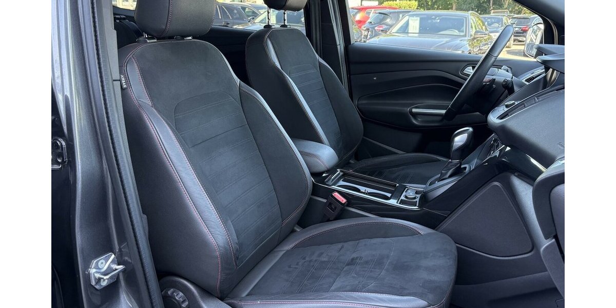 Ford Kuga 2.0 St Line SYNC/KAMERA/NAVI/SHZ/AHK/DAB 71.424 km 18.900 &euro; Villingen-Schwenningen 78054