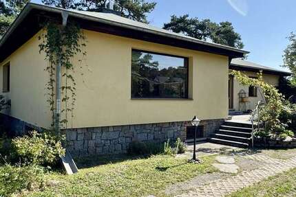 Haus zum Kaufen in Hohenwarthe 320.000 € 130 m² 3 zimmer