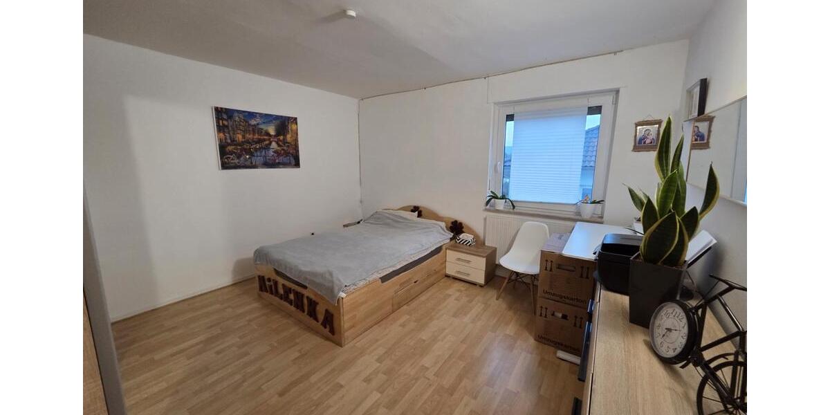 Dachgeschoßwohnung Schlüchtern - 3 Zimmer, 80 m&sup2;, 660&euro; | Angebot:26701994