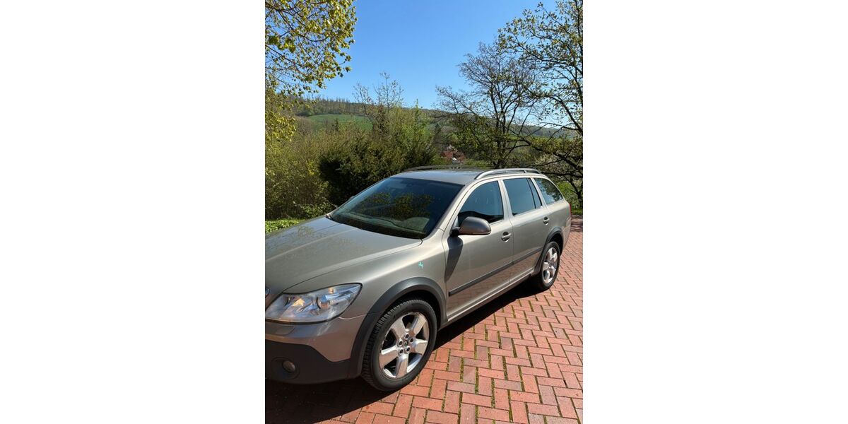 Skoda Octavia 313.000 km 3.850 &euro; Gronau (Leine) 31028