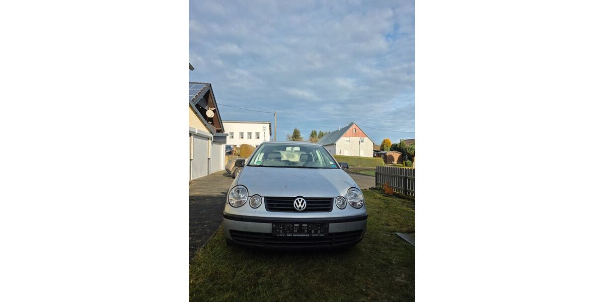 VW Polo 102.668 km 2.500 &euro; Meuspath 53520