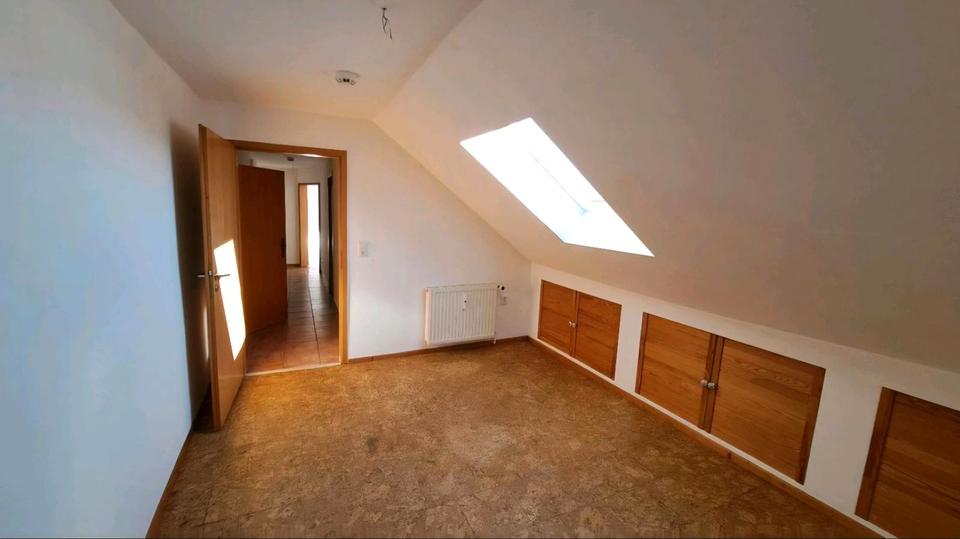 Dachgeschoßwohnung Lützow - 4 Zimmer, 78 m&sup2;, 835&euro; | Angebot:25793643