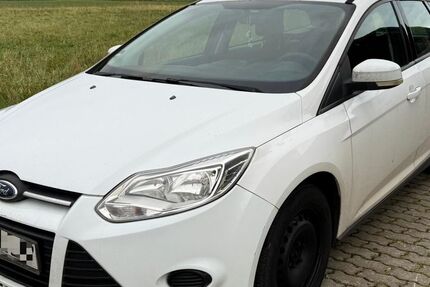Ford Focus 427.900 km 2.200 € München St. 14 81671