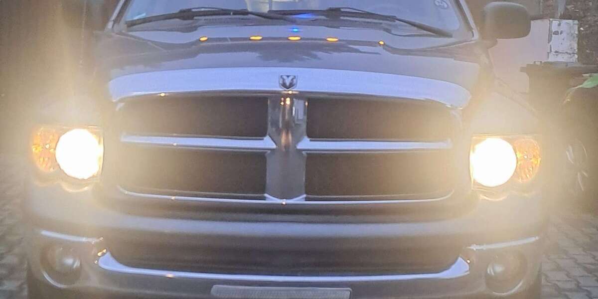 Dodge RAM 221.430 km 15.000 &euro; Rickenbach 79736