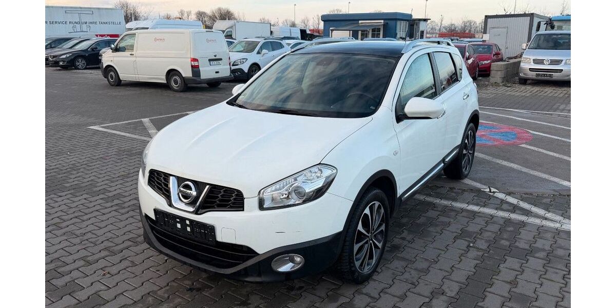 Nissan Qashqai 219.235 km 5.499 &euro; MITTENWALDE 15749