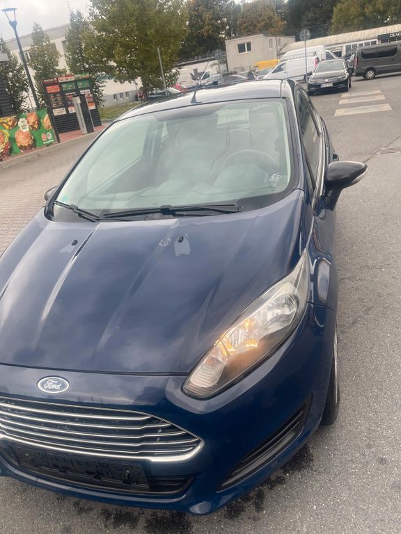 Ford Fiesta 92.181 km 5.300 € Gelsenkirchen 45894