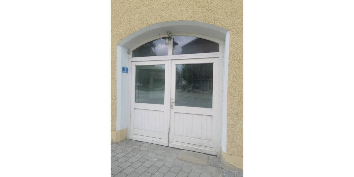 Gewerbeobjekt Pfarrkirchen - 3 Zimmer, 110 m&sup2;, 1.100&euro; | Angebot:25667984