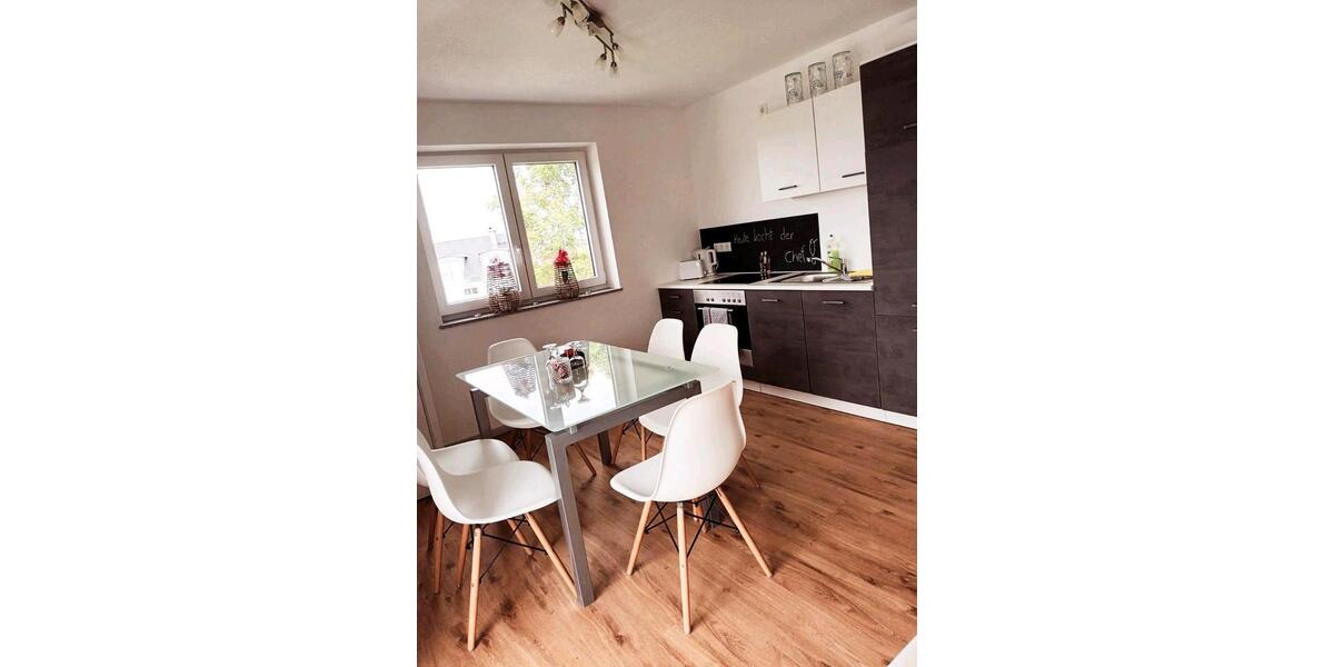 Etagenwohnung Leutkirch im Allgäu - 3 Zimmer, 100 m&sup2;, 1.000&euro; | Angebot:26241679