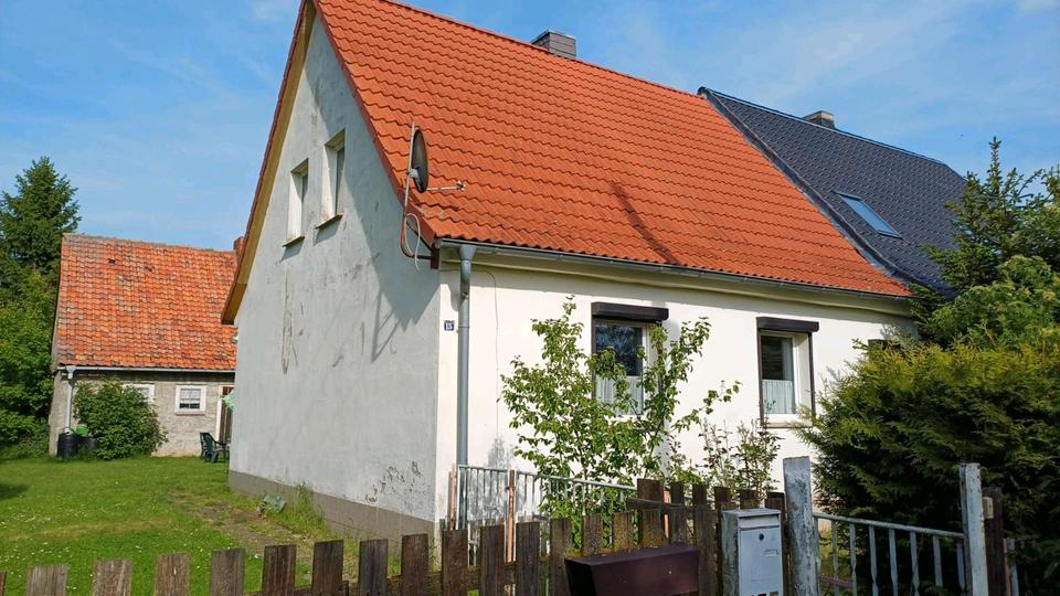Doppelhaushälfte Quedlinburg - 4 Zimmer, 80 m&sup2;, 80.000&euro; | Angebot:26745183