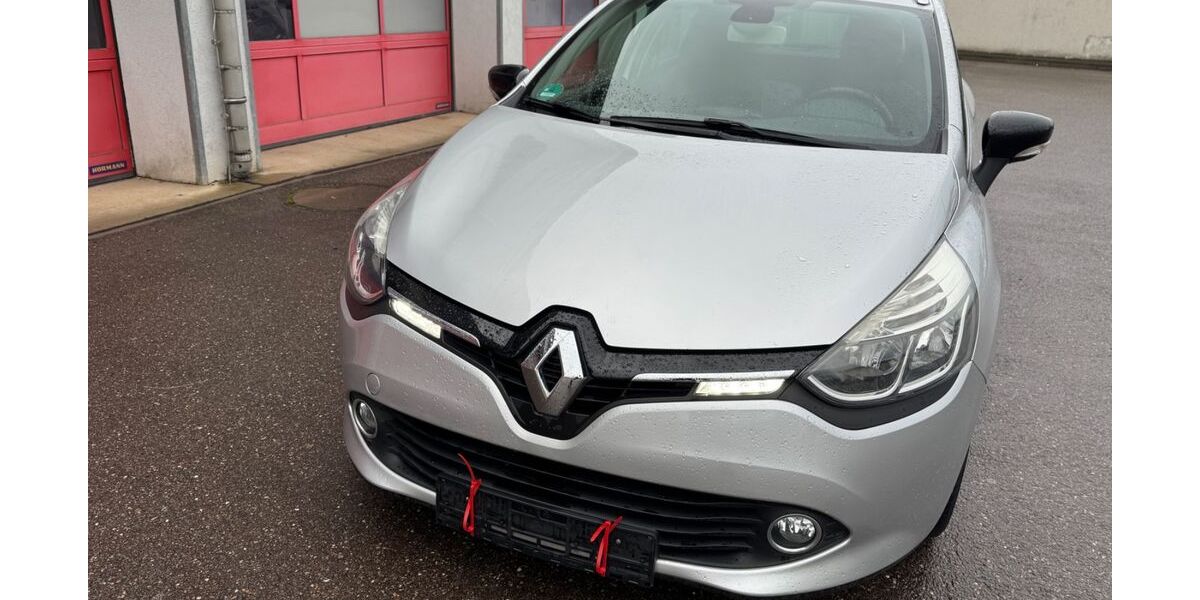 Renault Clio 96.600 km 8.650 &euro; Offenburg 77654