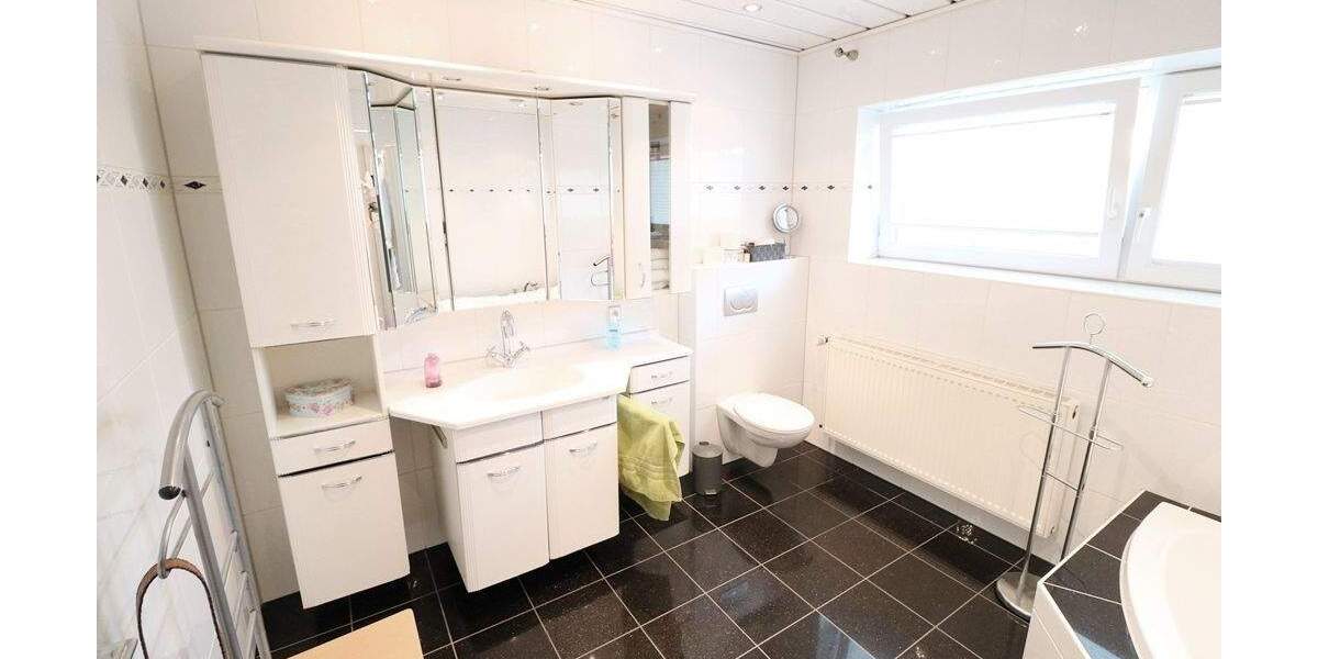 Einfamilienhaus Cloppenburg Emstekerfeld - 7 Zimmer, 225 m&sup2;, 465.000&euro; | Angebot:25799171