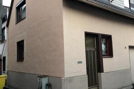 Haus Remagen - 7 Zimmer, 187 m&sup2;, 360.000&euro; | Angebot:27133835