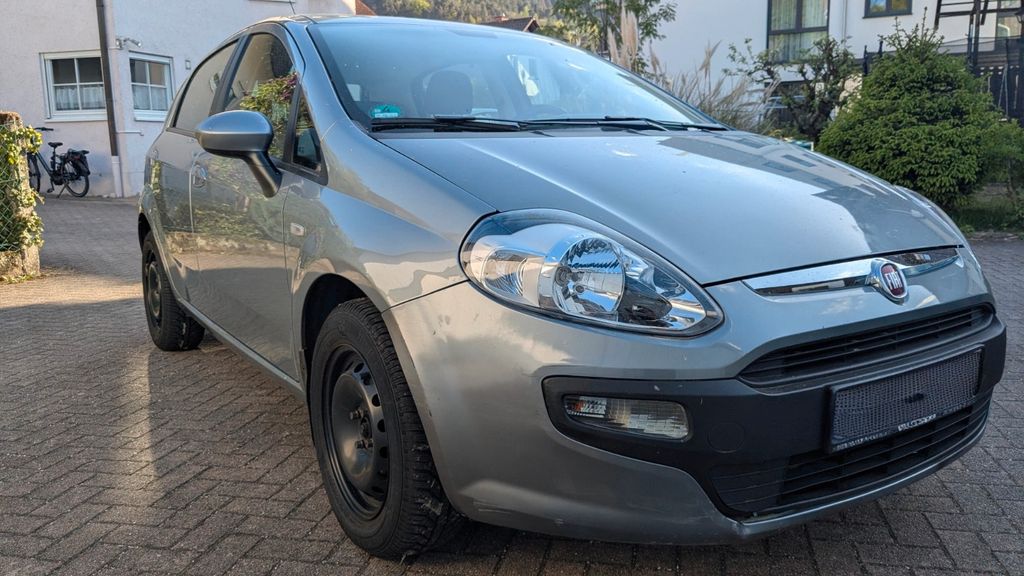Fiat Punto 66.700 km 4.600 &euro; Gernsbach 76593