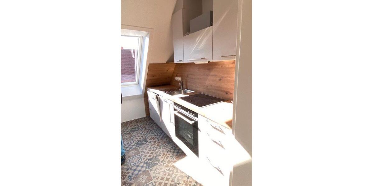 Dachgeschoßwohnung Karlsburg - 4 Zimmer, 94 m&sup2;, 1.100&euro; | Angebot:26638593