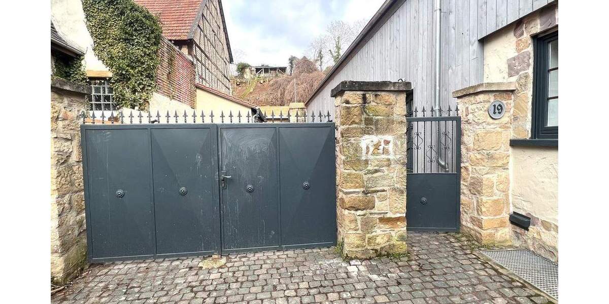 Zimmer Nußbaum - 2 Zimmer, 61 m&sup2;, 750&euro; | Angebot:25683765