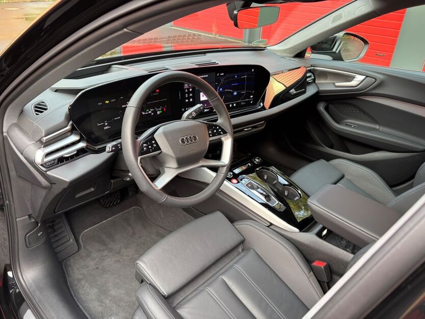 Audi A5 2.480 km 48.888 € Gelsenkirchen OT Schalke-Nord 45881