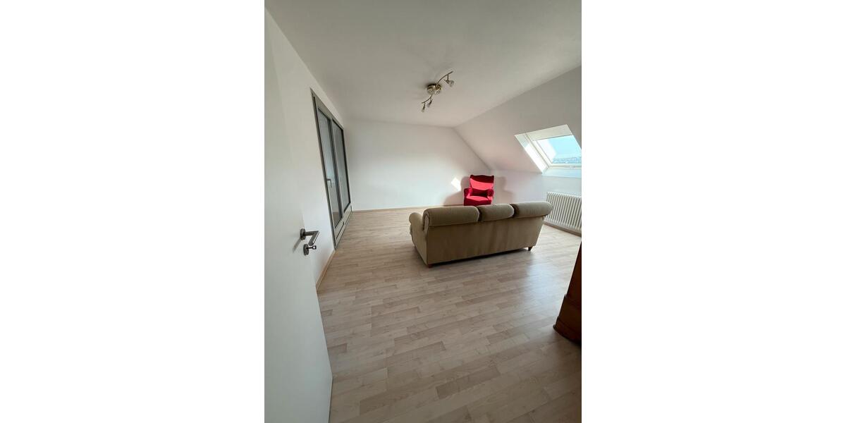 Etagenwohnung Koblenz - 5 Zimmer, 105 m&sup2;, 1.300&euro; | Angebot:24627489