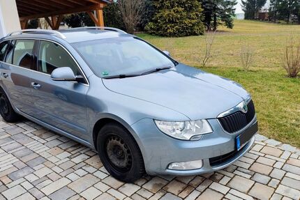 Skoda Superb 219.500 km 6.500 &euro; Schönau-Berzdorf auf dem Eigen 02899