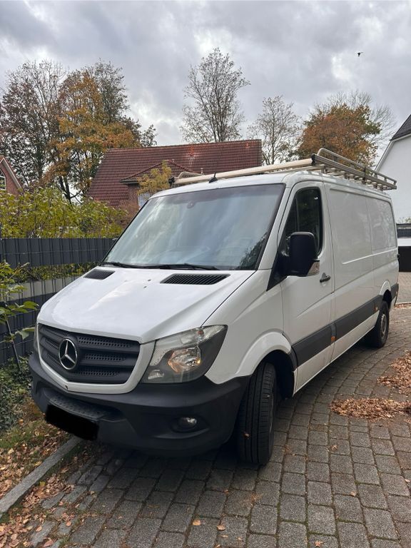 Mercedes-Benz Sprinter 214.000 km 12.099 € Bremen 28355
