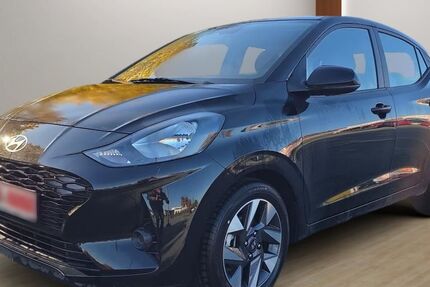 Hyundai i10 1.050 km 17.890 € Annaberg-Buchholz 09456