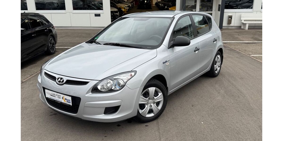 Hyundai i30 22.350 km 7.490 &euro; Deißlingen 78652