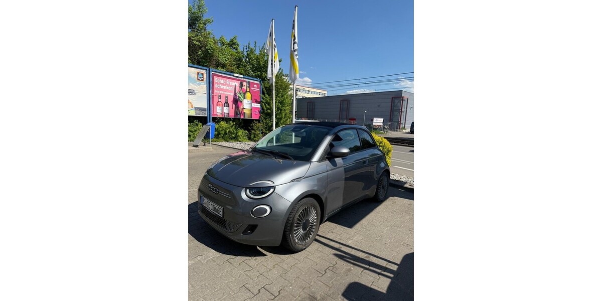 Fiat cabrio 500e 29.000 km 17.000 &euro; Stuttgart 70173