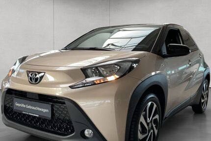 Toyota Aygo (X) 3.100 km 17.350 € Stuttgart 70469