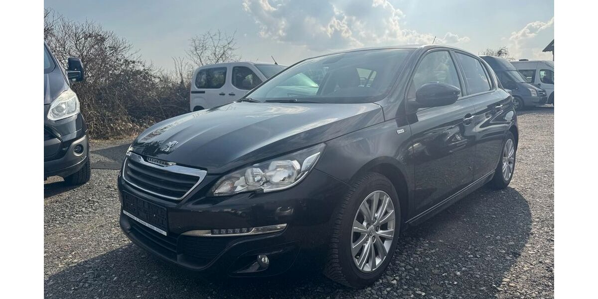 Peugeot 308 138.000 km 6.999 &euro; Münzenberg Gambach 35516