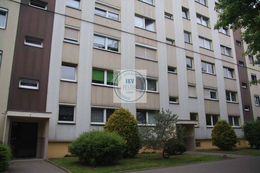 ETW Mülsen aus Nachlassverfahren gegen Höchstgeot 3 zimmer