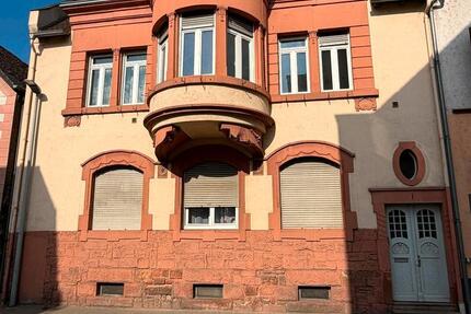 Haus Osthofen - 9 Zimmer, 201 m&sup2;, 310.000&euro; | Angebot:27063990