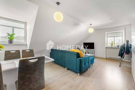 Sofort bezugsfrei: Gepflegte Dachgeschosswohnung mit Aufzug, Tiefgaragenstellplatz in zentraler Lage 1 zimmer