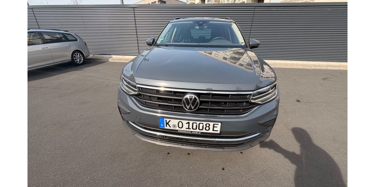 VW Tiguan 179.750 km 17.999 &euro; Hochneukirch 41363