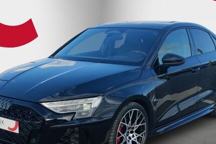 Audi RS3 5.000 km 65.440 &euro; Wackersdorf 92442