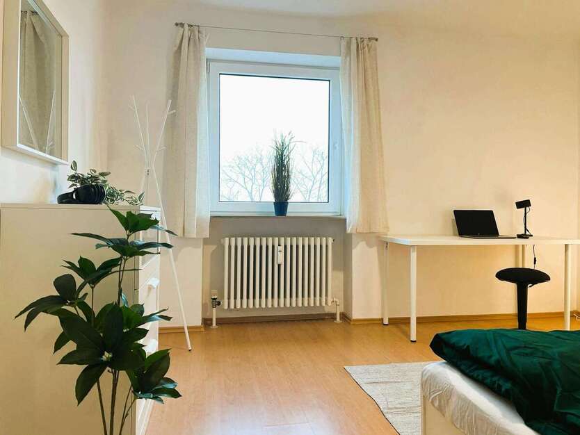 WG-Zimmer in Augsburg 700 € 16 m² zimmer