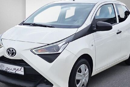 Toyota Aygo (X) 25.750 km 9.935 &euro; Wunsiedel 95632