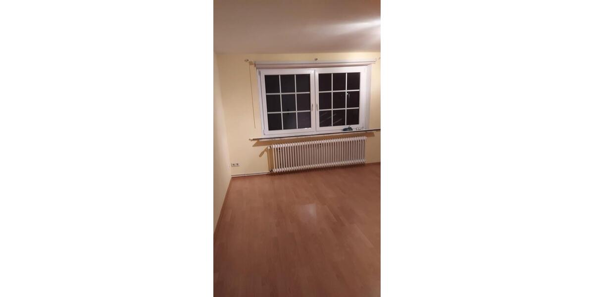 Dachgeschoßwohnung Wanna - 2.5 Zimmer, 65 m&sup2;, 700&euro; | Angebot:24950784