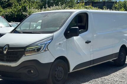 Renault Trafic 183.000 km 8.950 &euro; Darmstadt 64293