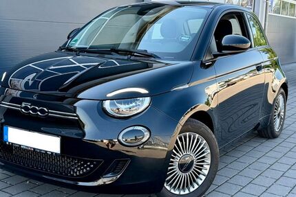 Fiat 500e 2.280 km 24.900 &euro; Ebringen 79285