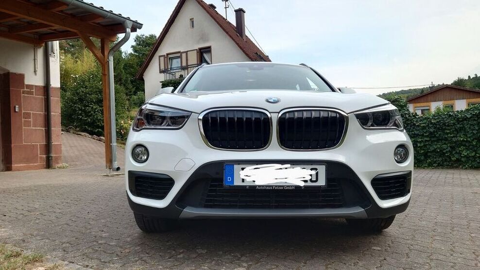 X1