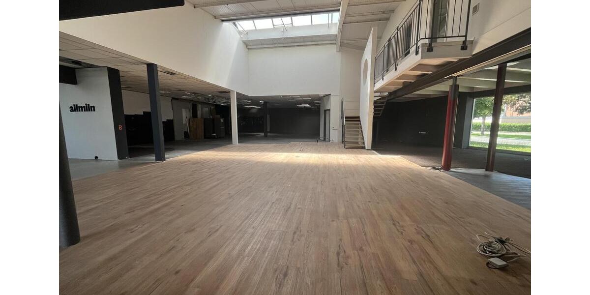 Gewerbeobjekt Singen (Hohentwiel) - 1.950&euro; | Angebot:24332396
