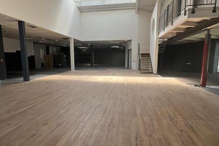Gewerbeobjekt Singen (Hohentwiel) - 2.300&euro; | Angebot:24332396