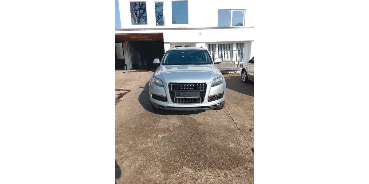 Audi Q7 200.000 km 16.200 &euro; Chemnitz 09116